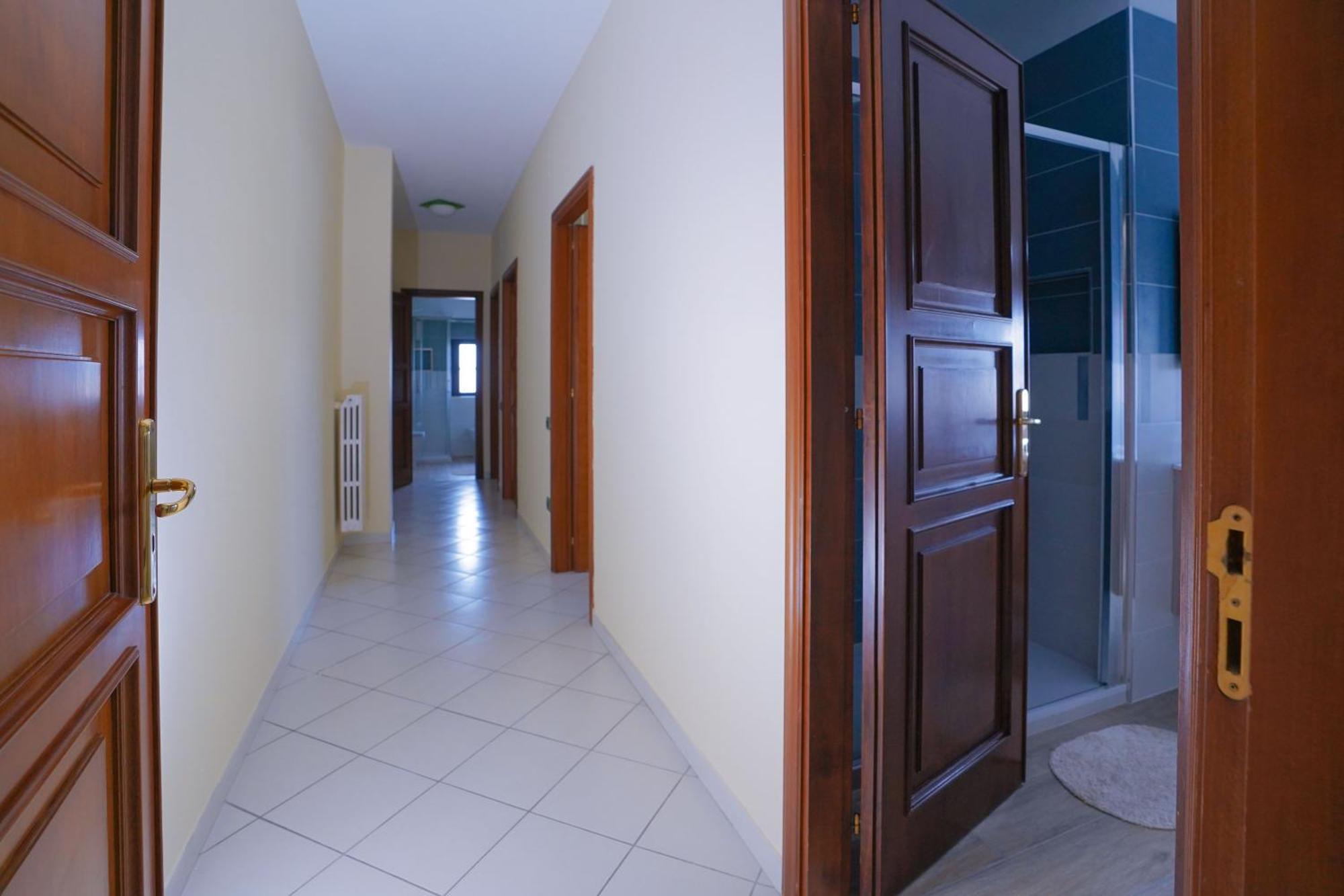 La Casa Di Azzurra Centro Citta Appartamento Fino A 4 Posti Letto E 2 Bagni Foggia Luaran gambar